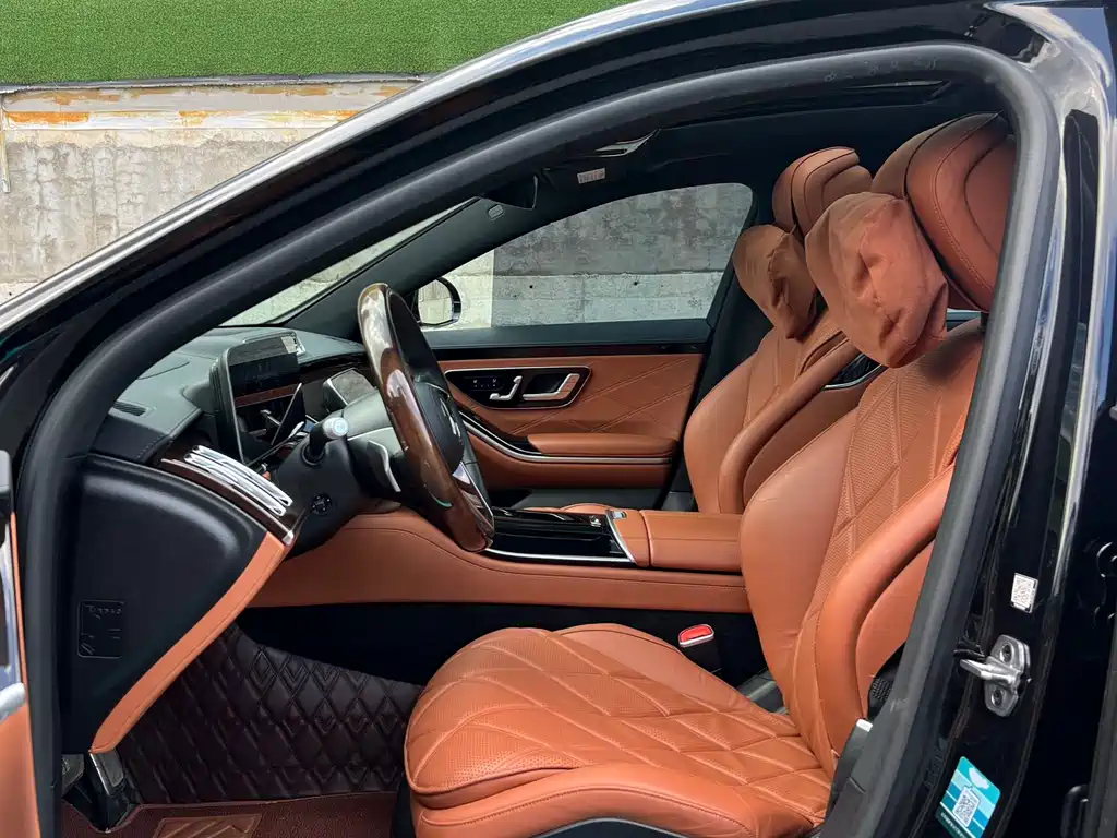 Mercedes-Benz Maybach S-Класс 2021