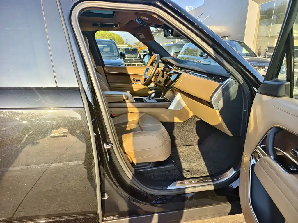 Land Rover Range Rover 2024