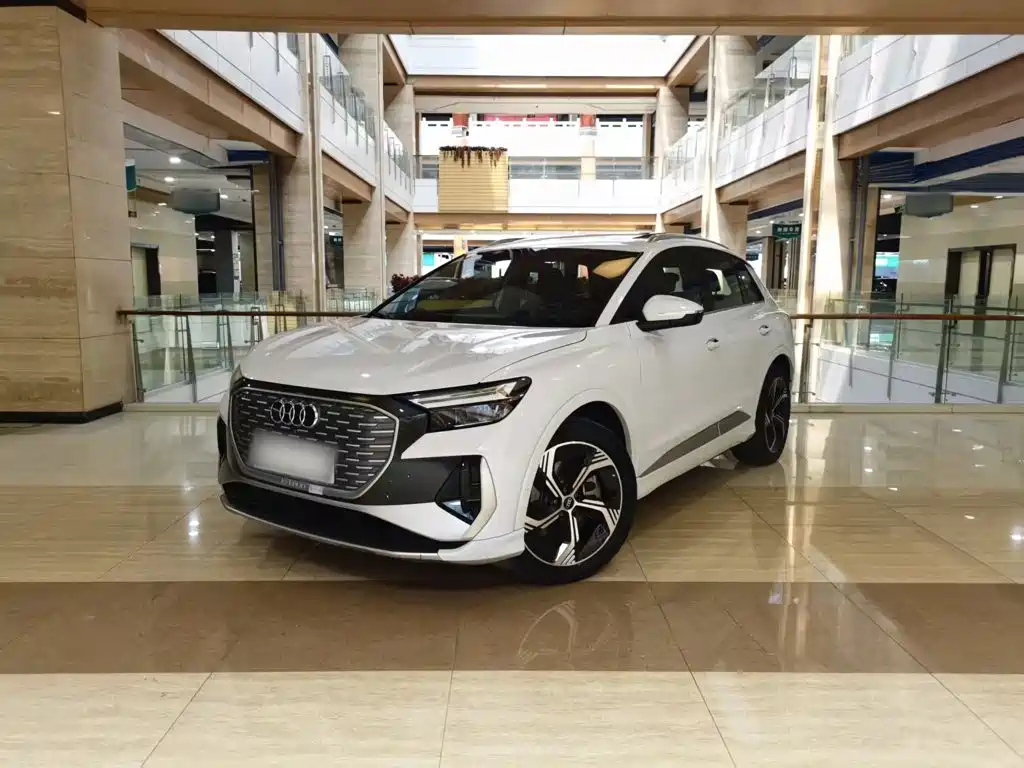 Audi Q4 e-tron 2023
