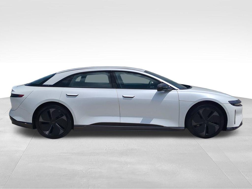Lucid Air 2024