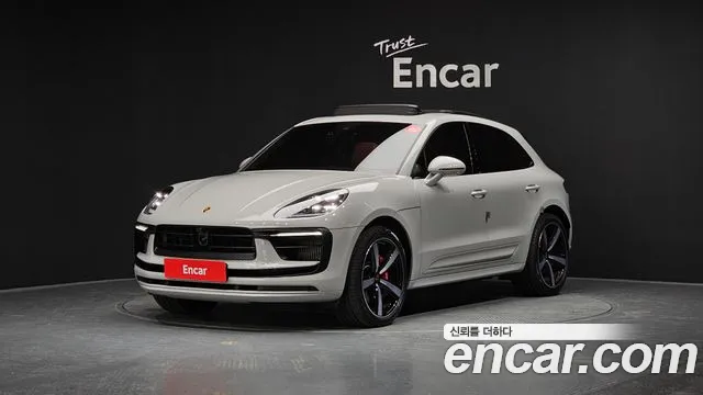 Porsche Macan 2022