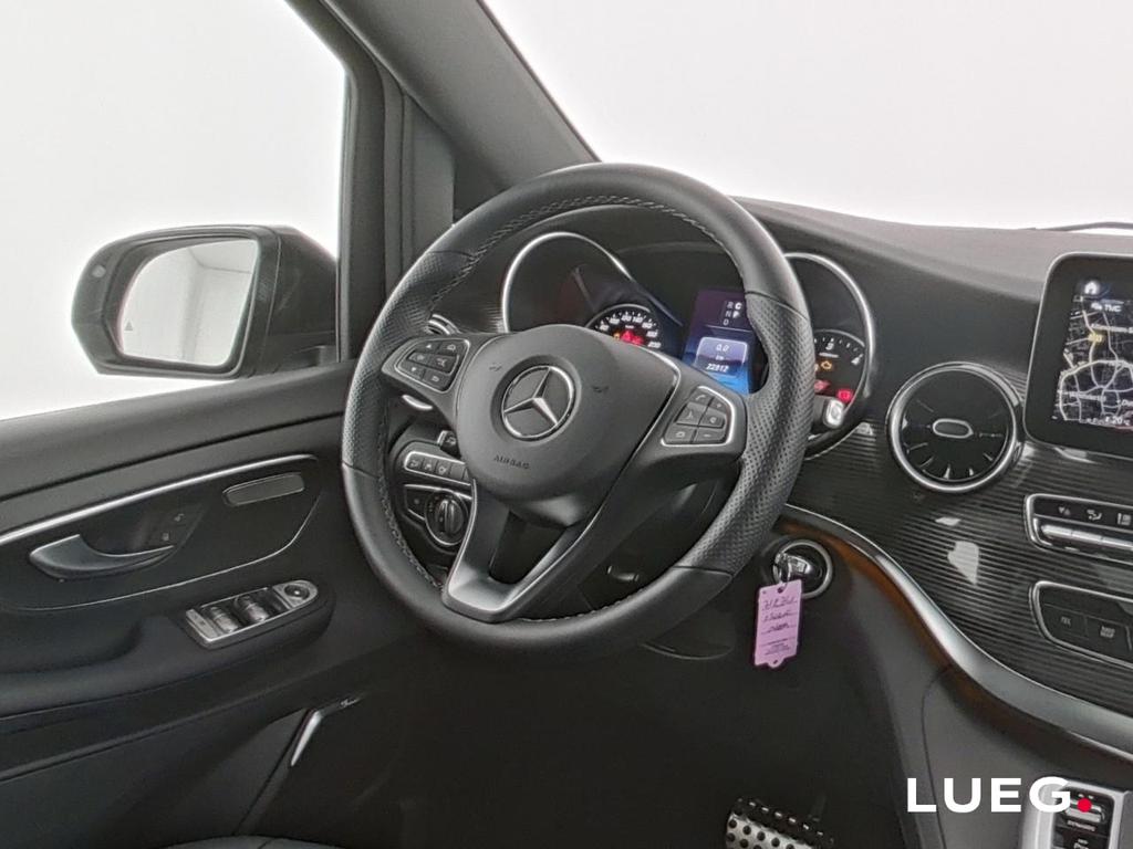 Mercedes-Benz V 300 2024