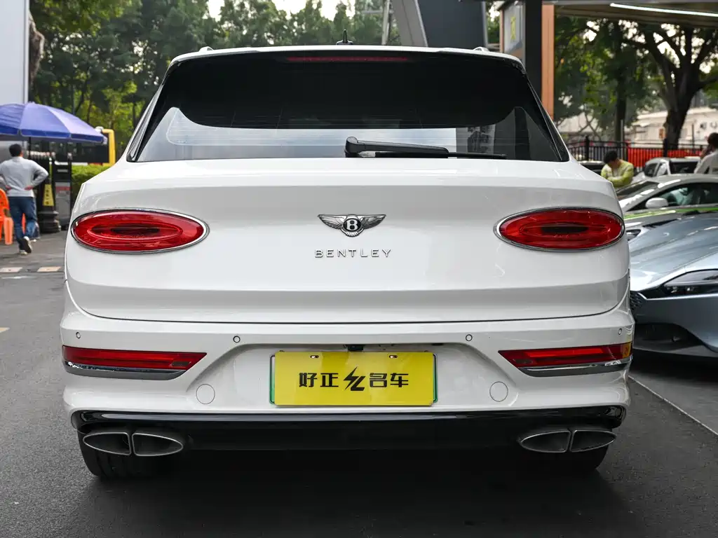 Bentley Bentayga 2022