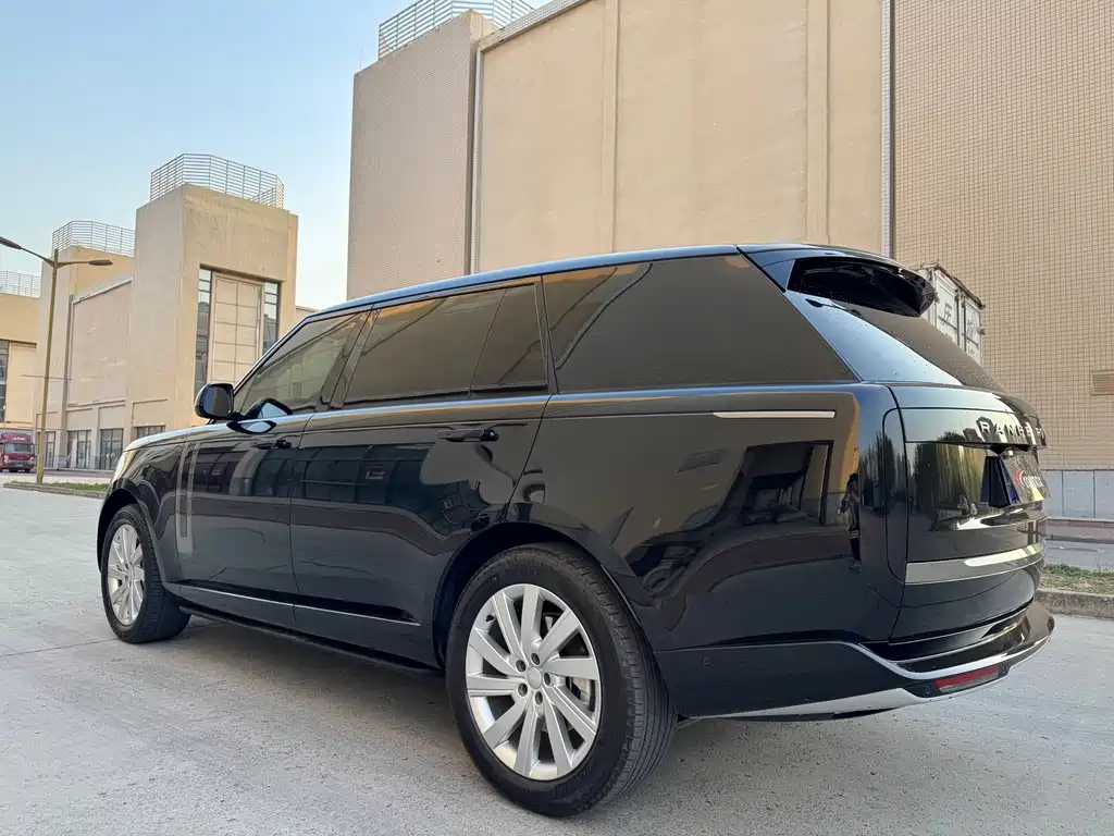 Land Rover Range Rover 2025