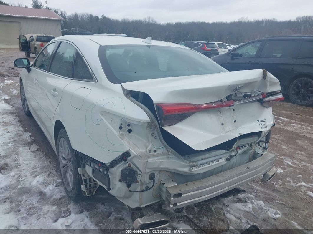 Toyota Avalon 2021