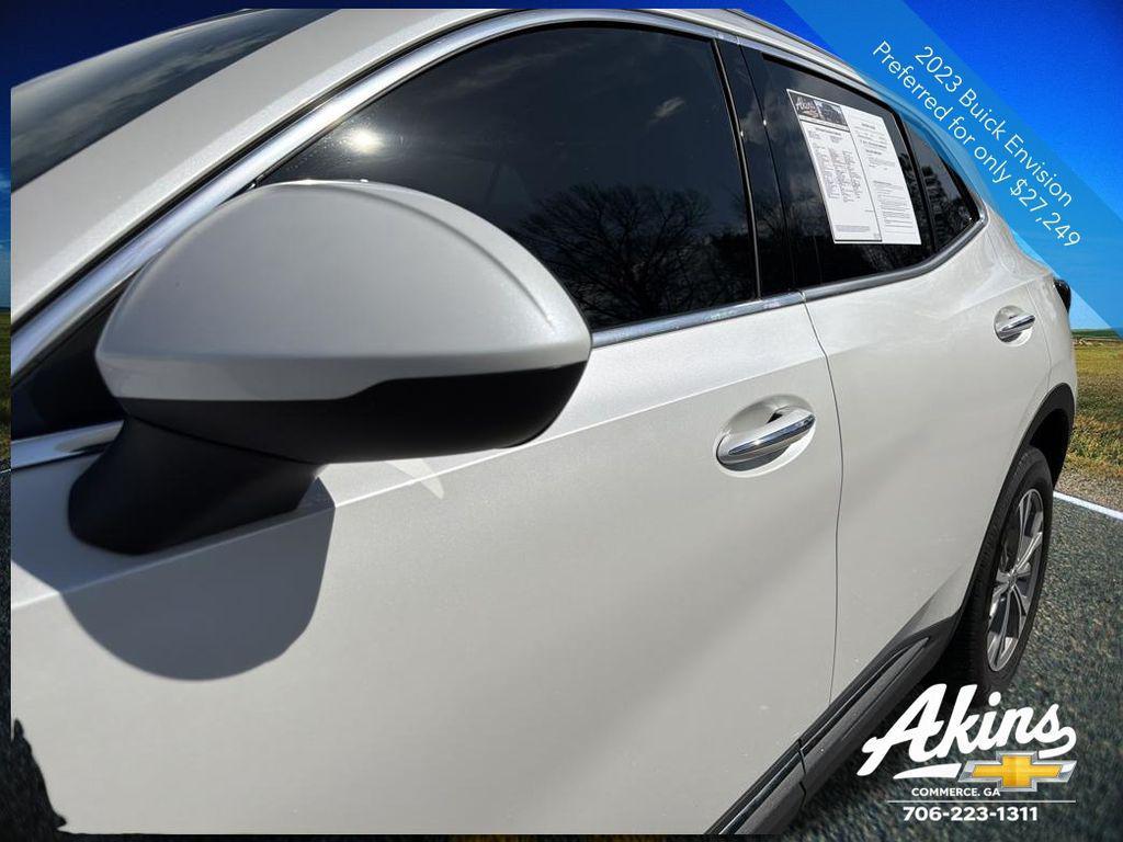 Buick Envision 2023