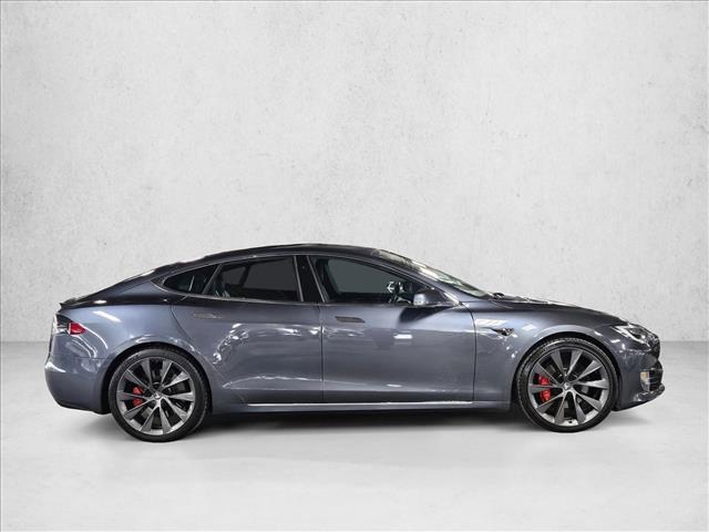 Tesla Model S 2021