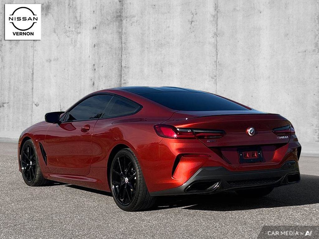 BMW 8 серии 2023
