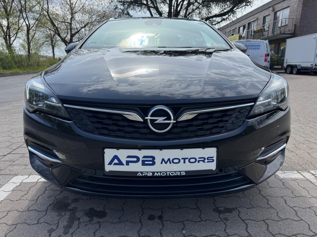Opel Astra 2021