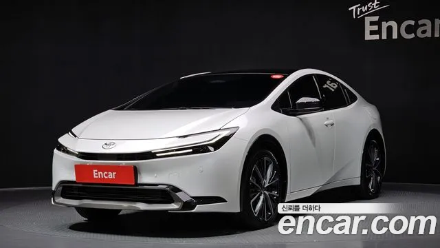 Toyota Prius 2024