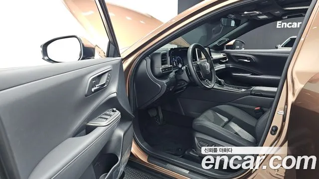 Toyota Crown 2023