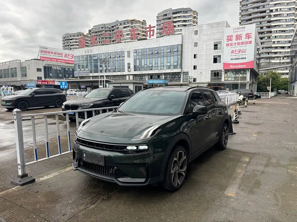 Lynk & Co 06 2023