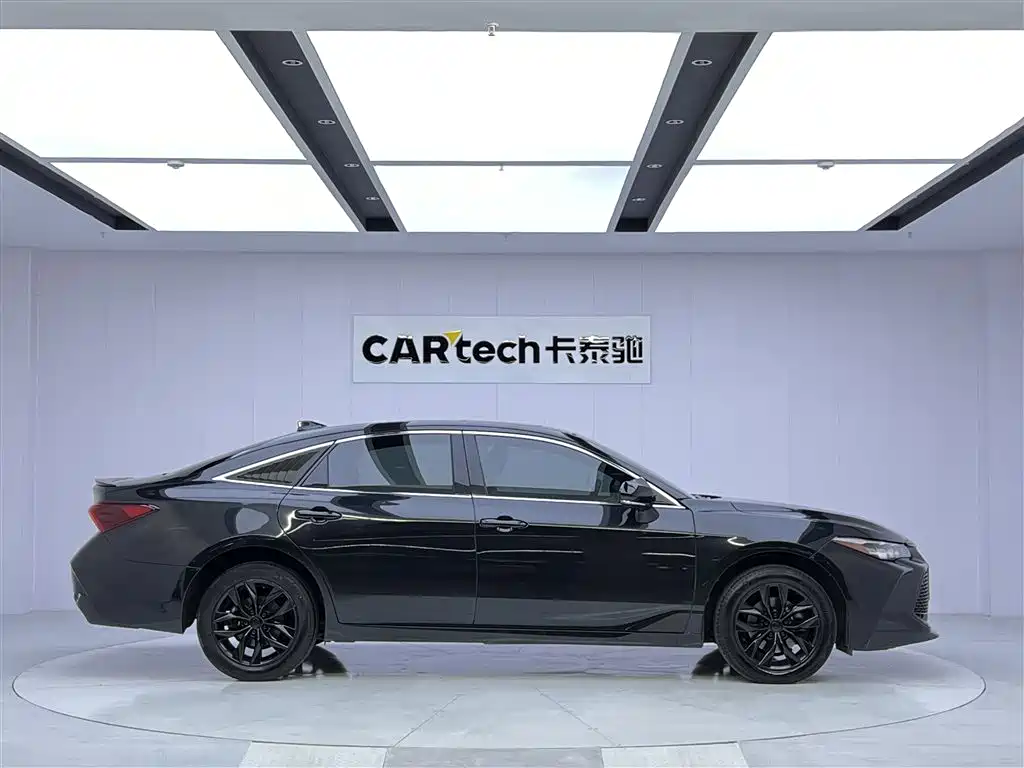Toyota Avalon 2021