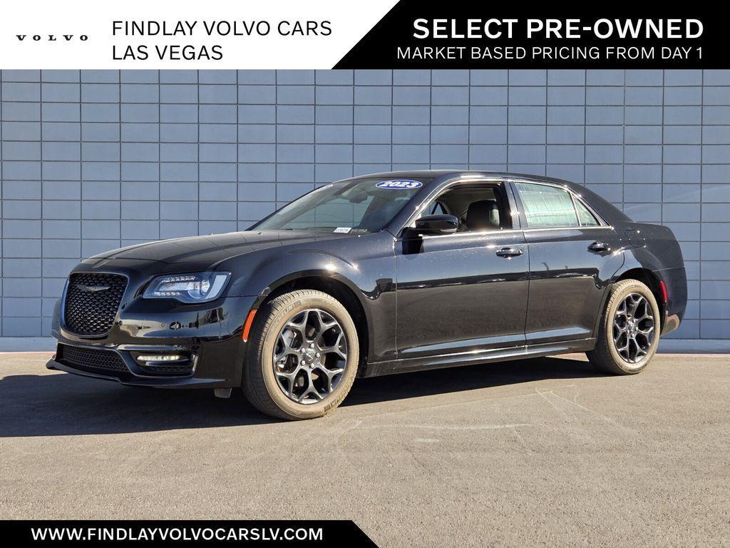 Chrysler 300 2023