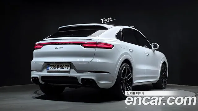 Porsche Cayenne 2022