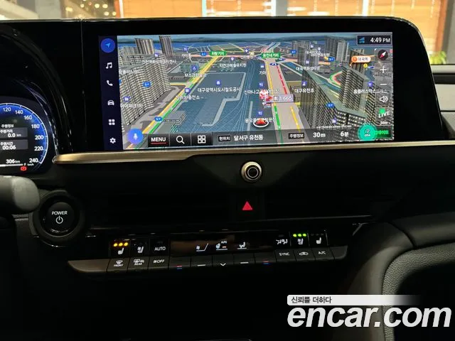 Toyota Crown 2024