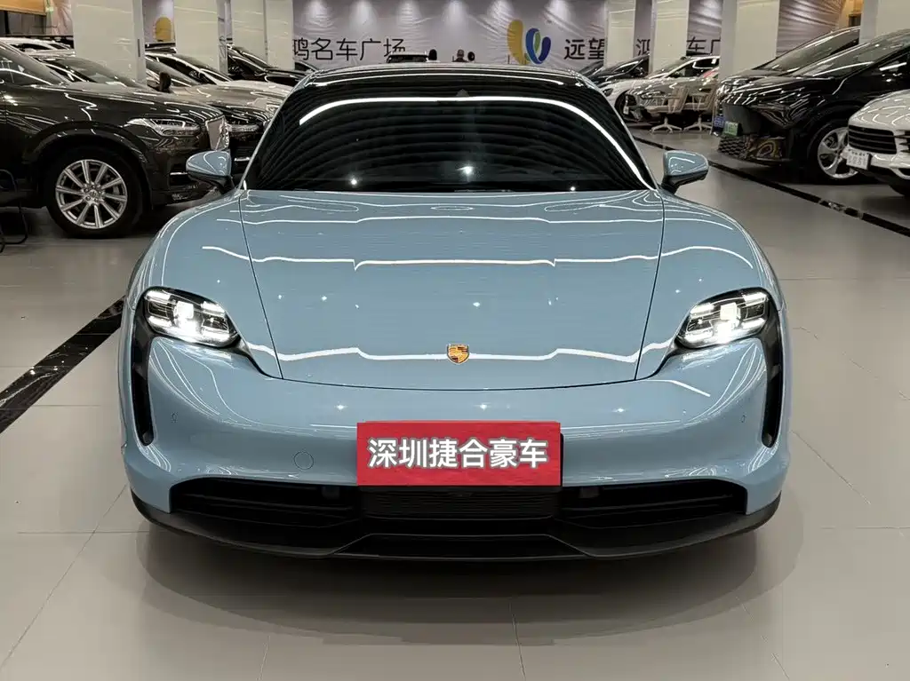 Porsche Taycan 2022