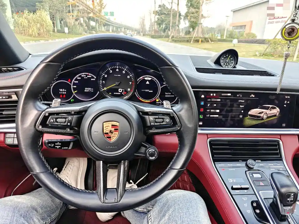 Porsche Panamera 2022