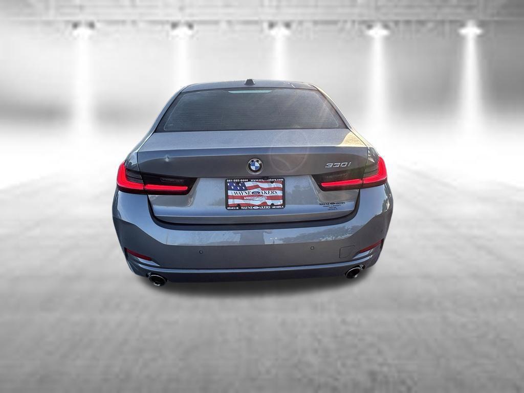 BMW 330 2024