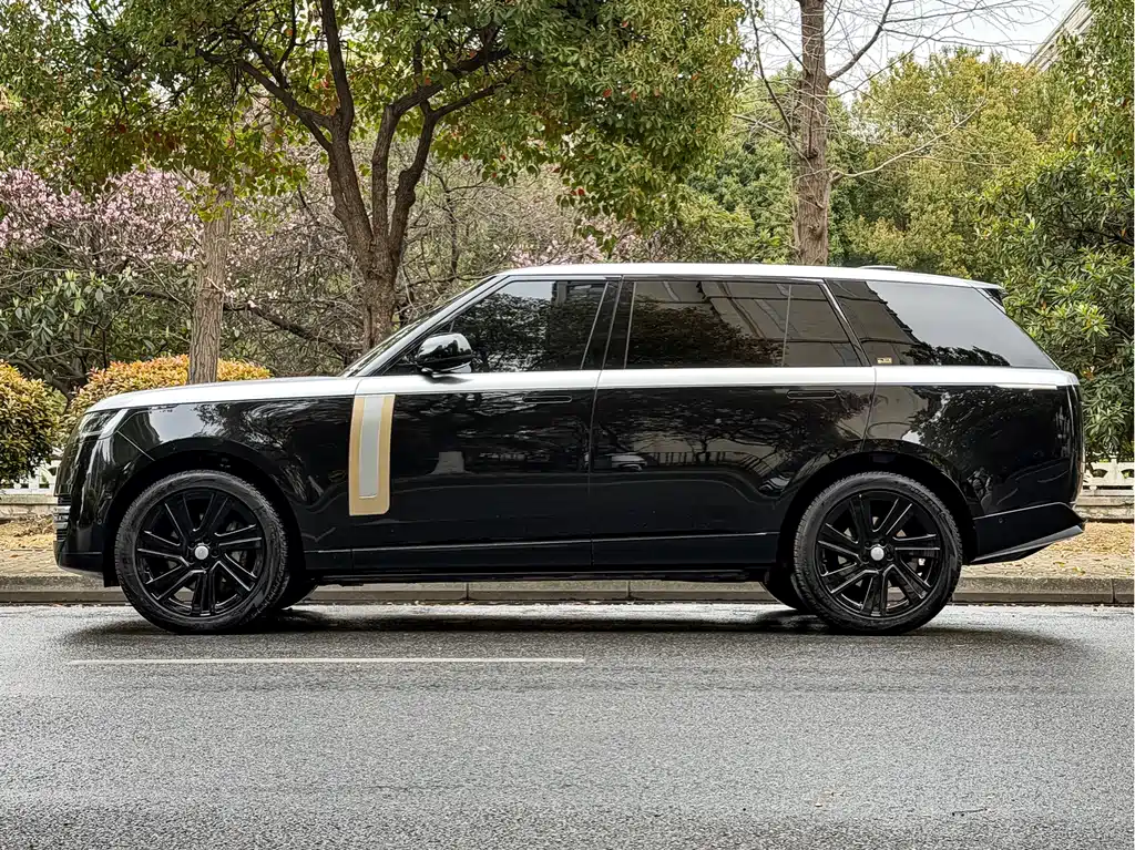 Land Rover Range Rover 2024