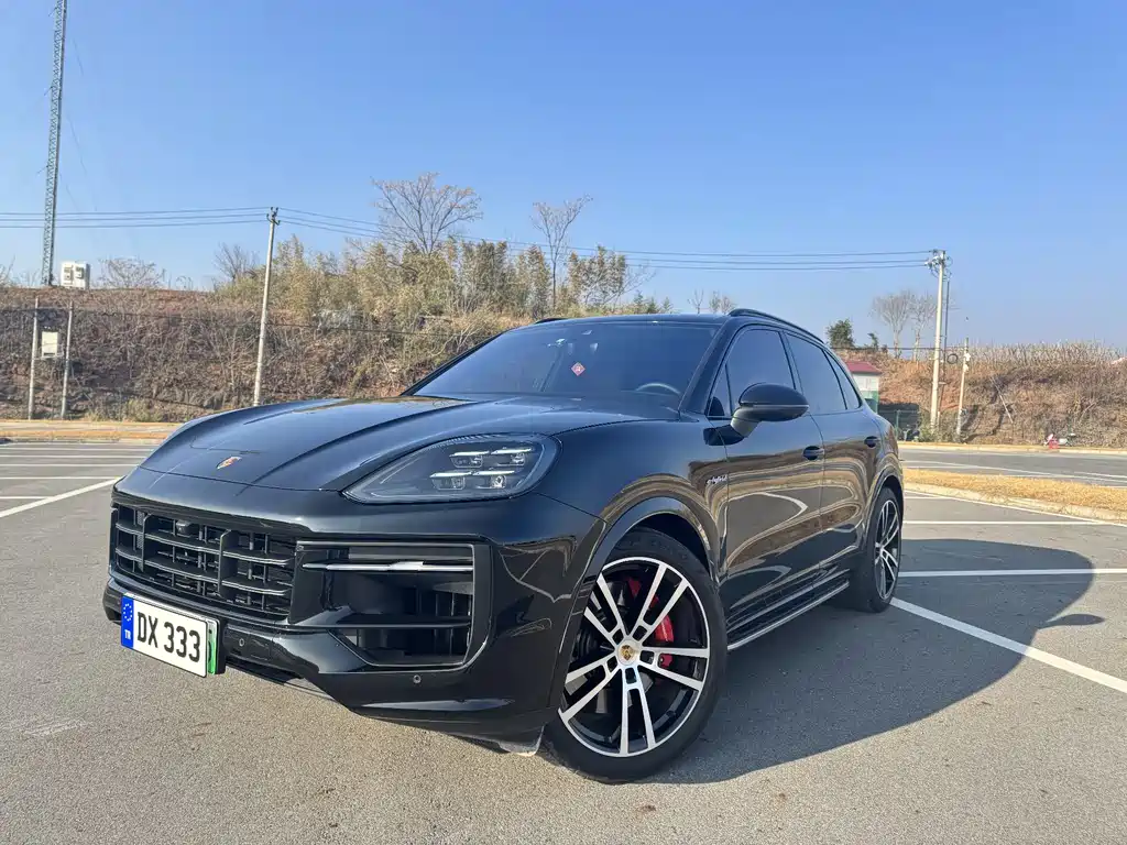 Porsche Cayenne 2024