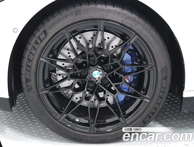 BMW M4 2024