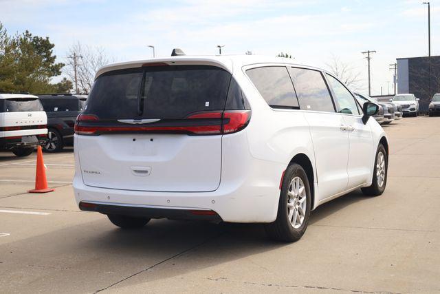 Chrysler Pacifica 2023