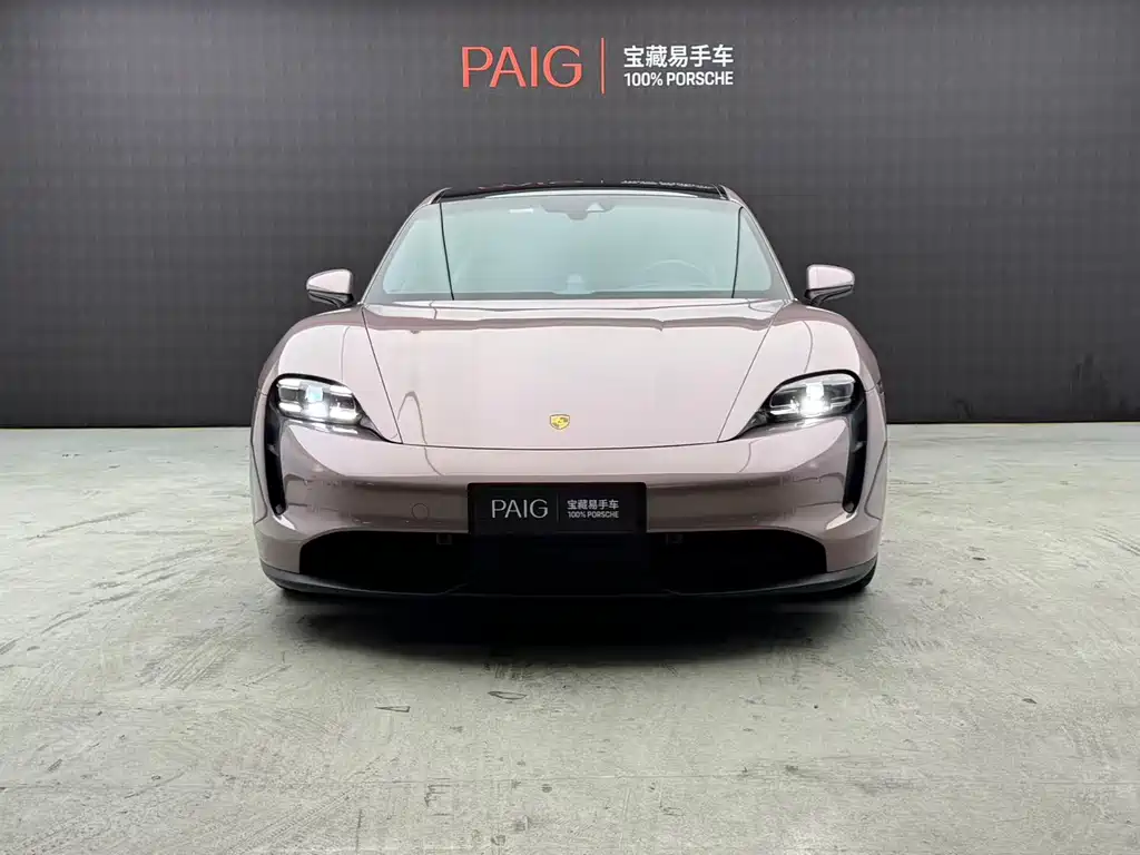 Porsche Taycan 2021