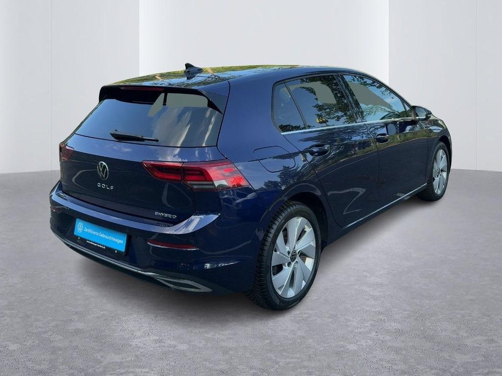 Volkswagen Golf 2021