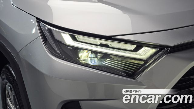 Toyota RAV4 2024