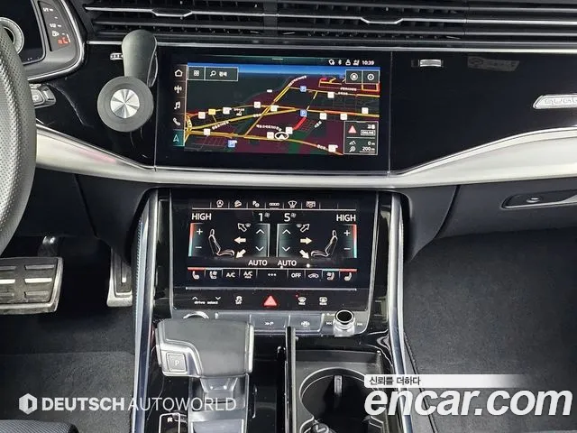 Audi Q8 2021