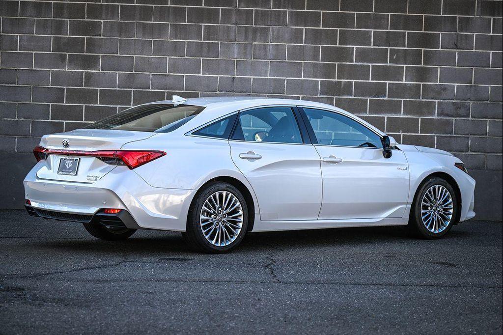 Toyota Avalon 2021