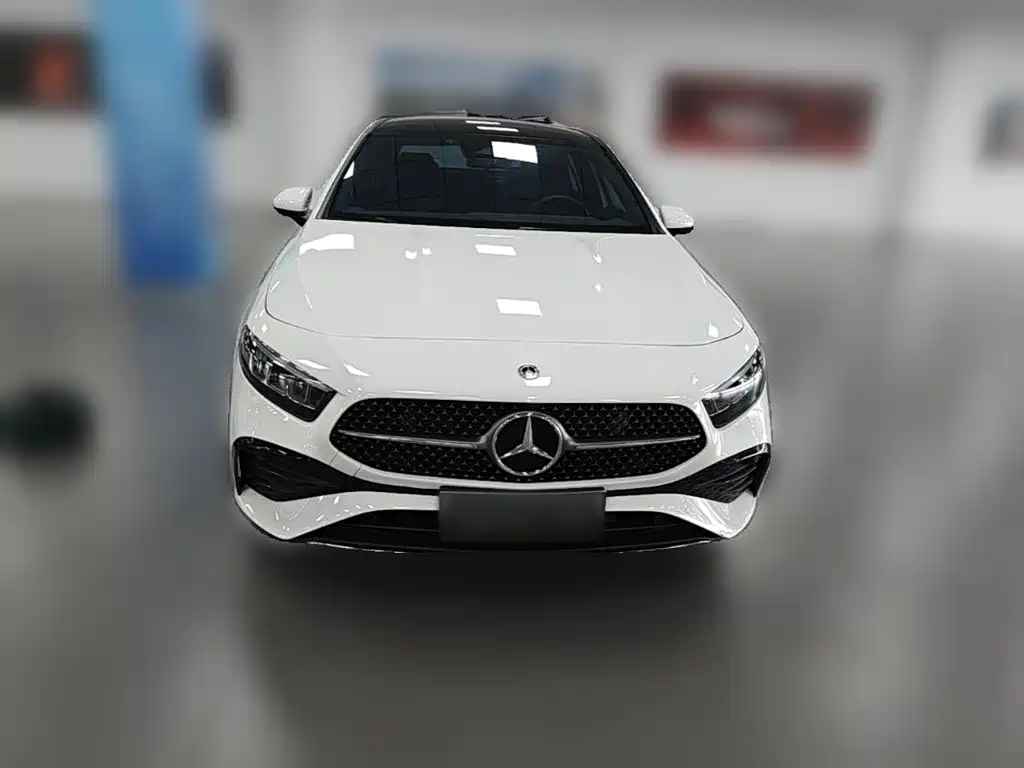 Mercedes-Benz A-Класс 2023
