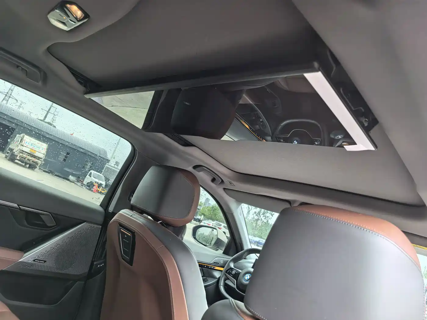 BMW i5 2024