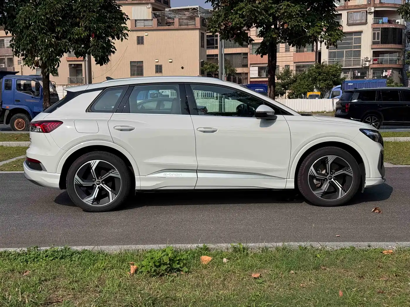 Audi Q4 e-tron 2025