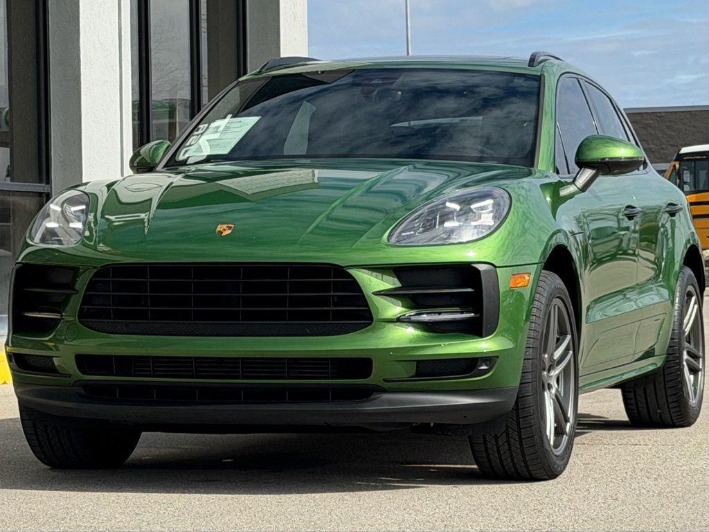 Porsche Macan 2021