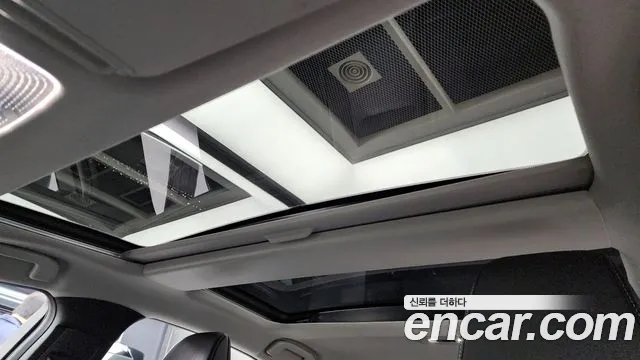 Toyota Prius 2025