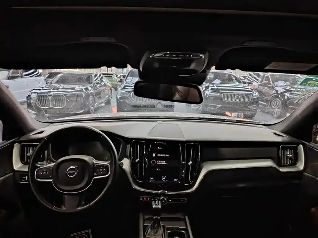 Volvo XC60 2021