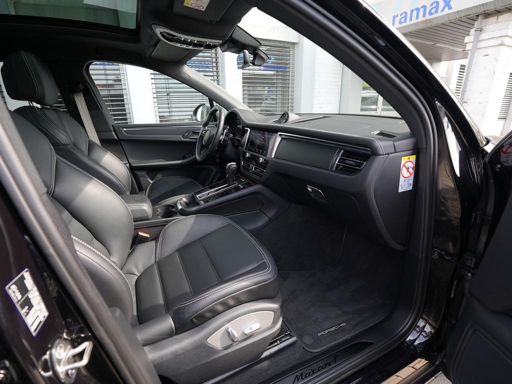 Porsche Macan 2022