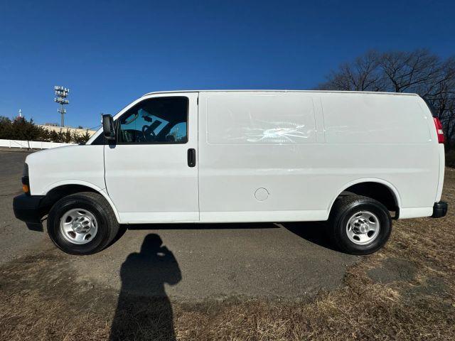 Chevrolet Express 2021