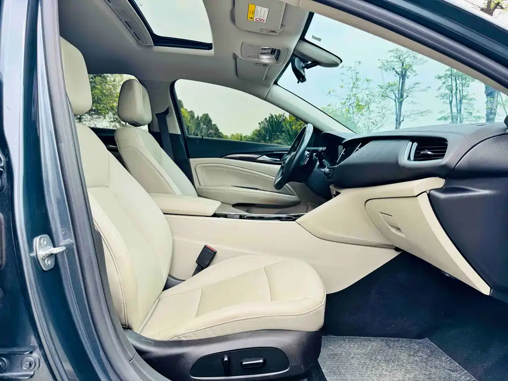 Buick Regal 2021