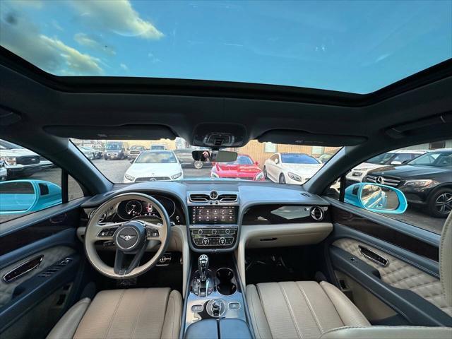 Bentley Bentayga 2021