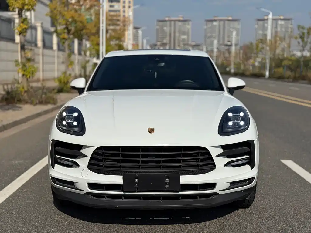 Porsche Macan 2022