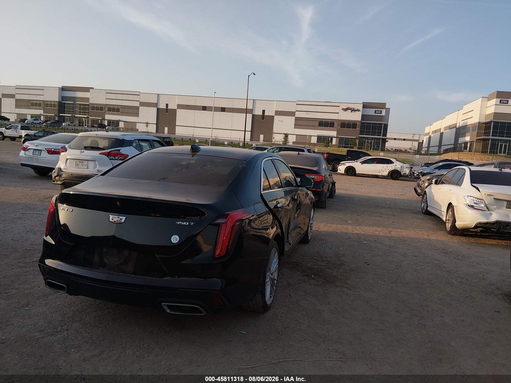 Cadillac CT4 2022
