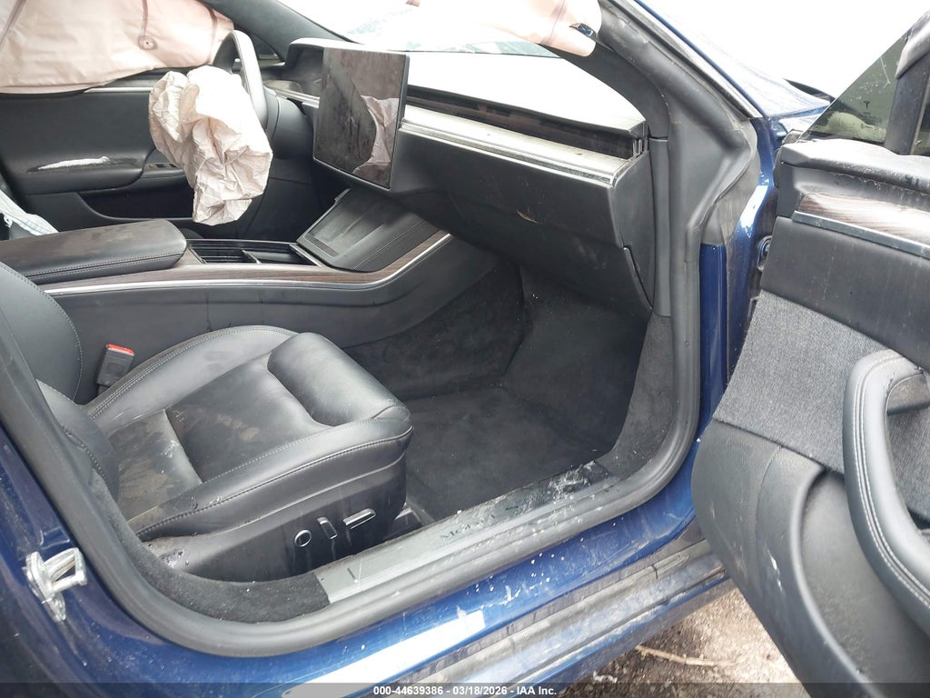 Tesla Model S 2021