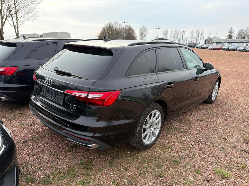 Audi A4 2022