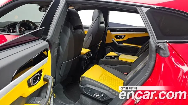 Lamborghini Urus 2022