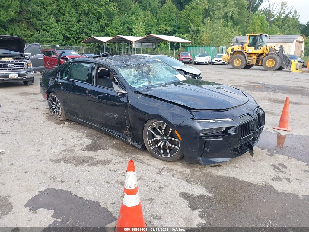 BMW 740 2024