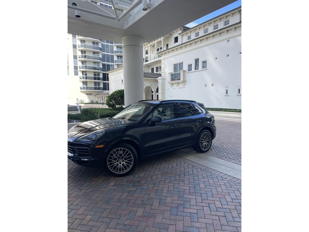 Porsche Cayenne 2023