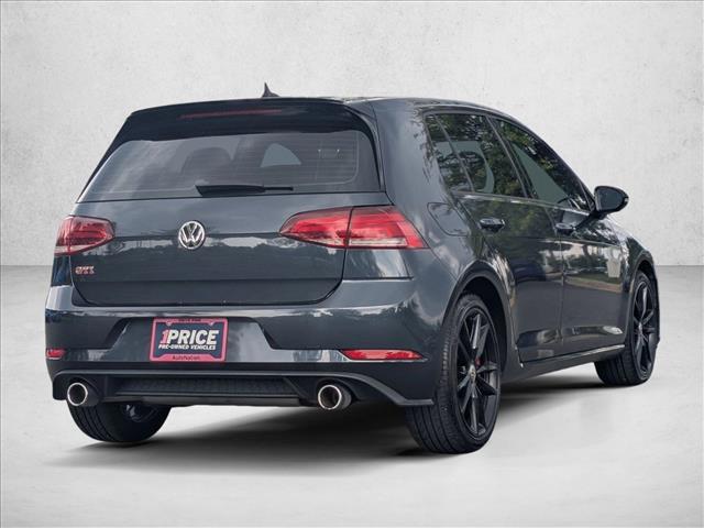 Volkswagen Golf 2021